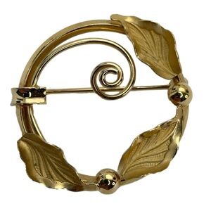 12k Gold Filled Leaf Brooch Circular Design